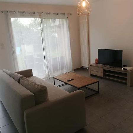 Jolie Maison Entiere Avec 3 Chambres Centre Ville Saint-André-de-Cubzac Eksteriør billede