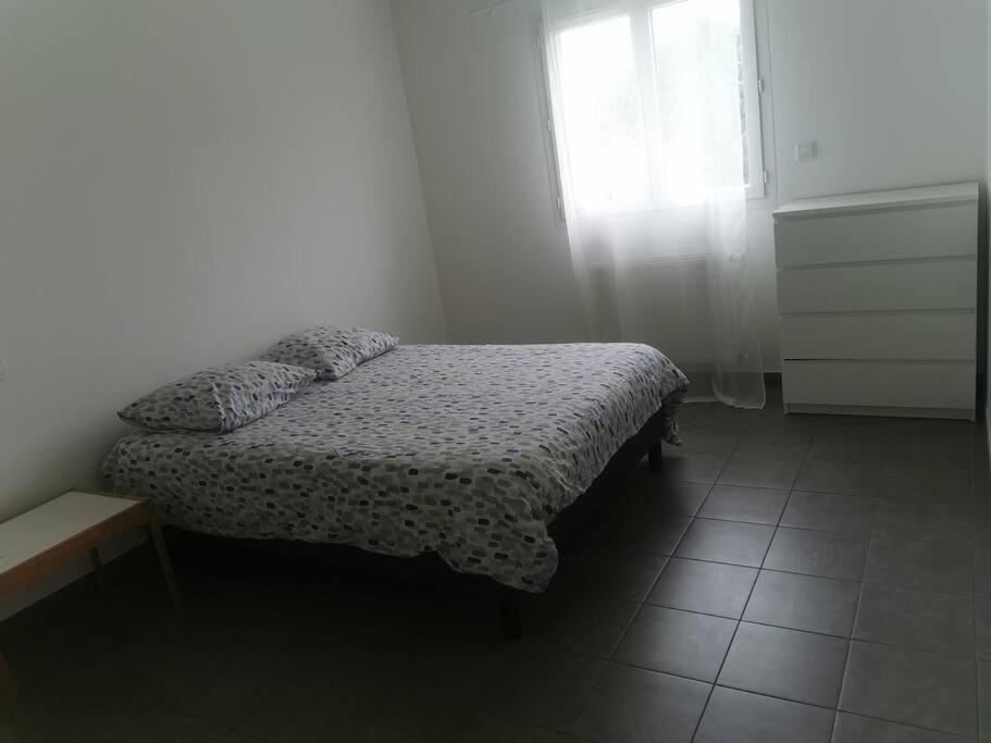 Jolie Maison Entiere Avec 3 Chambres Centre Ville Saint-André-de-Cubzac Eksteriør billede